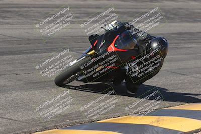 media/Mar-24-2025-Moto Forza (Mon) [[57ce5c5cff]]/1-Advanced Group/Session 2 (Bowl)/